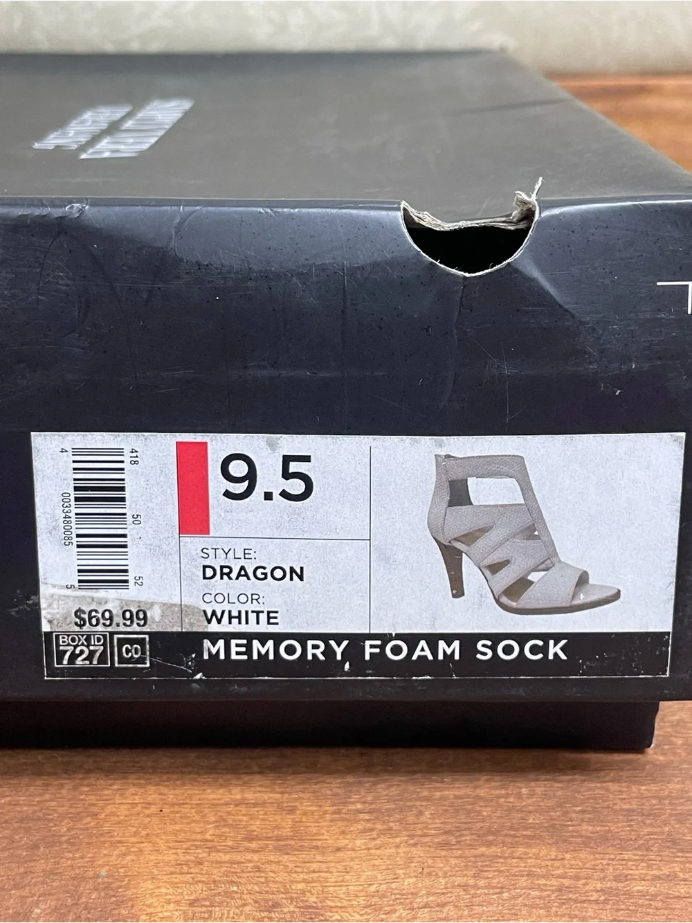 Simply Vera Vera Wang Dragon White Snakeskin Strappy Sandal Heeled Bootie 9.5